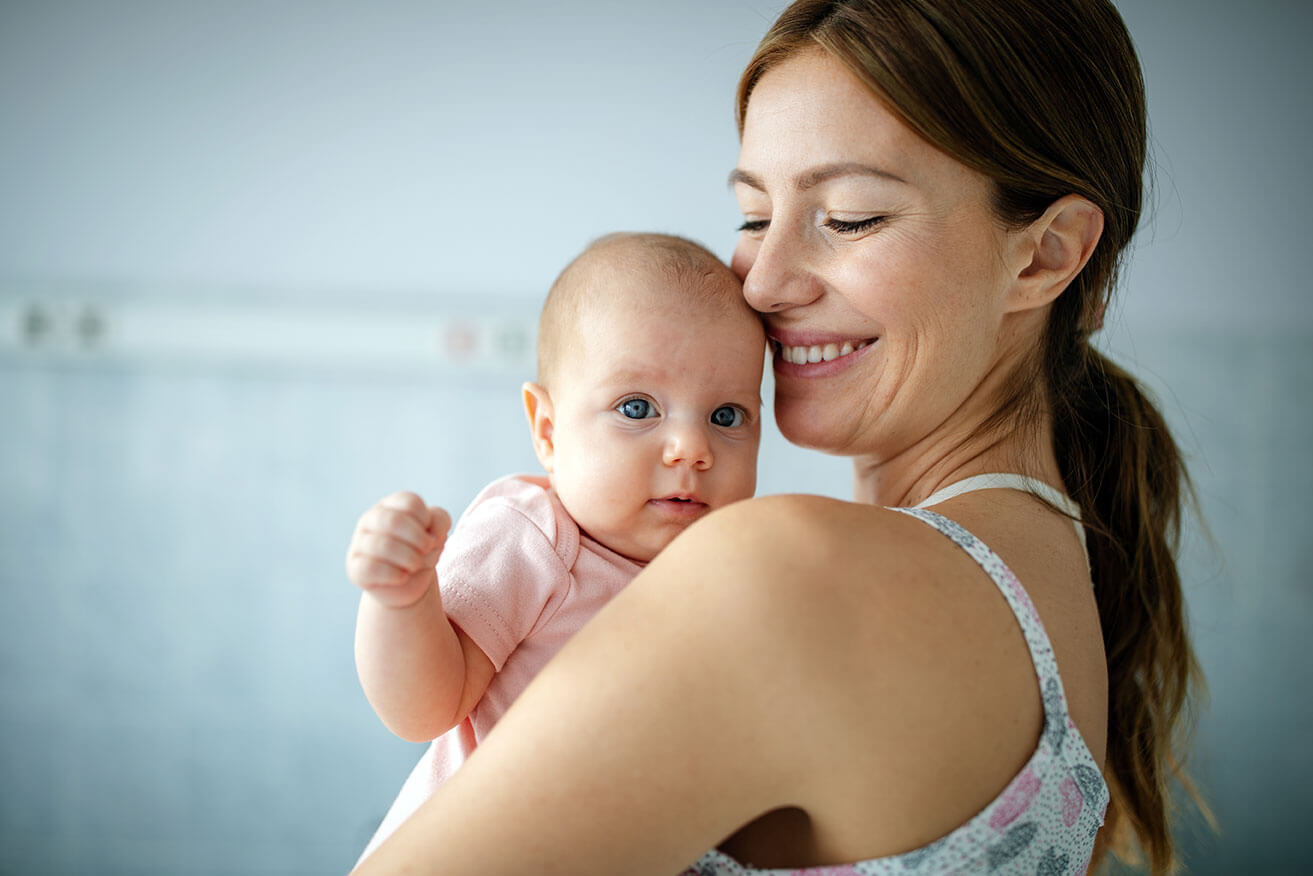 beautiful-mother-and-her-newborn-baby-together-lo-2023-11-27-05-33-27-utc.jpg